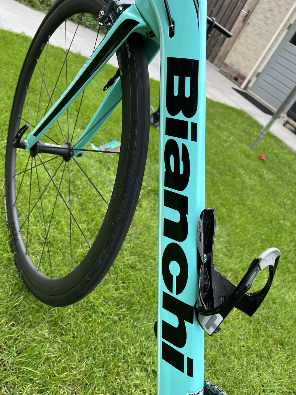 RACEFIETS BIANCHI INFINITO-CV - CARBON