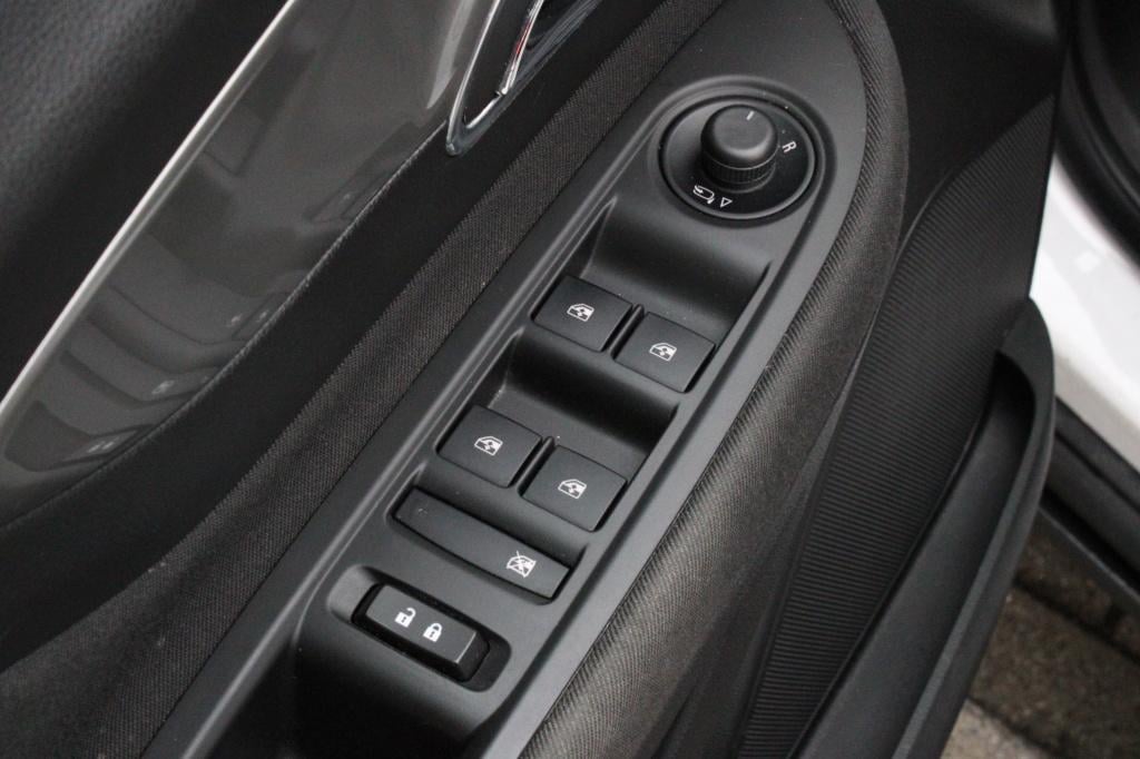 Opel Mokka 1.6 edition