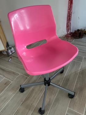 Roze Ikea bureaustoel verstelbaar