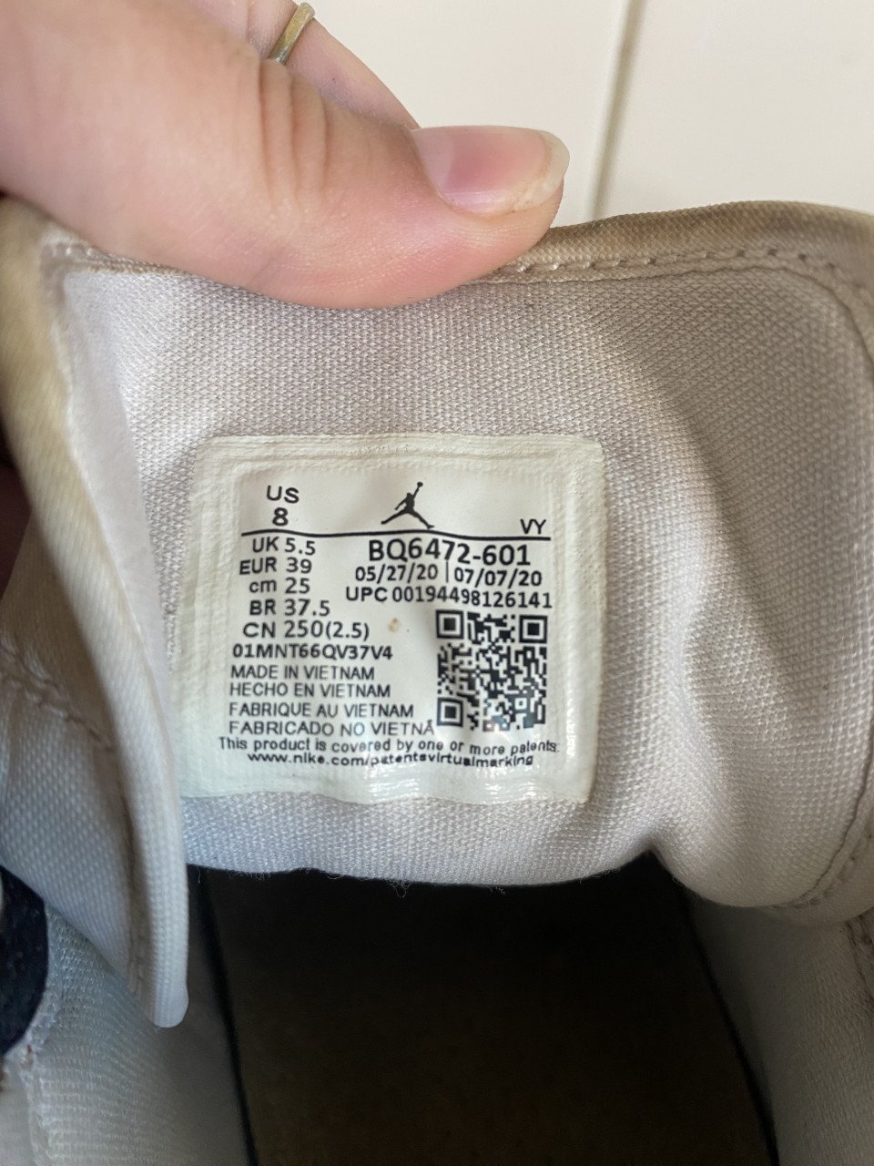 Rode wit zwarte nike jordan maat 39
