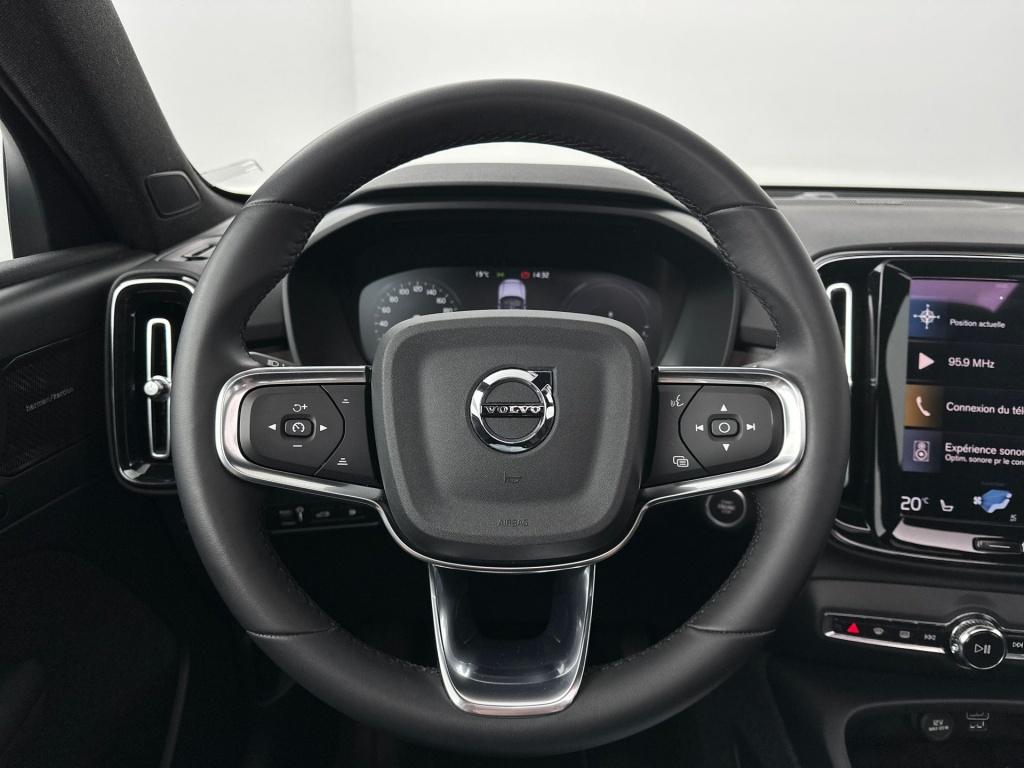 Volvo XC40 t5 262pk recharge ultimate dark| pano| h&k| adap.cruise| camera