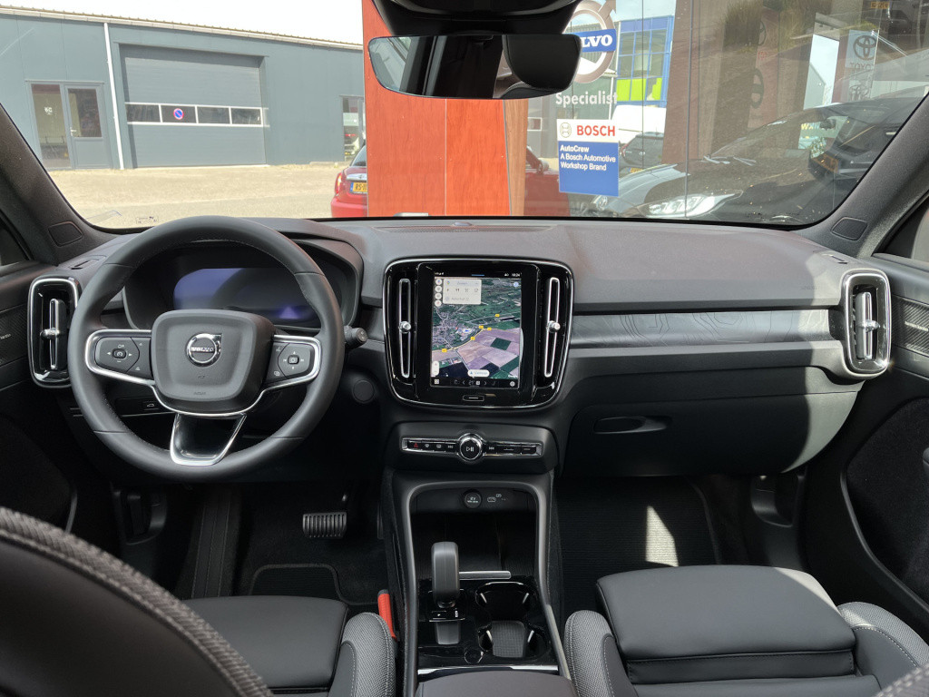 Volvo Ex40 single motor extended range plus 82 kwh | harman/kardon | blis |