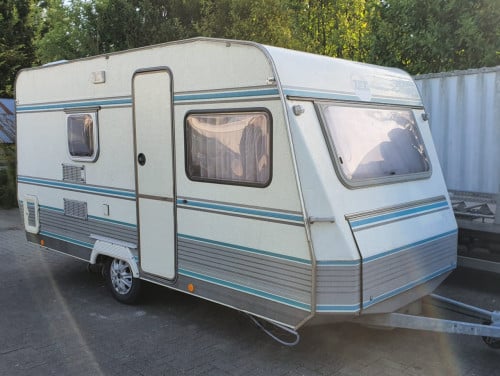 Tec Weltbummler 430 4 persoons met voortent en luifel
