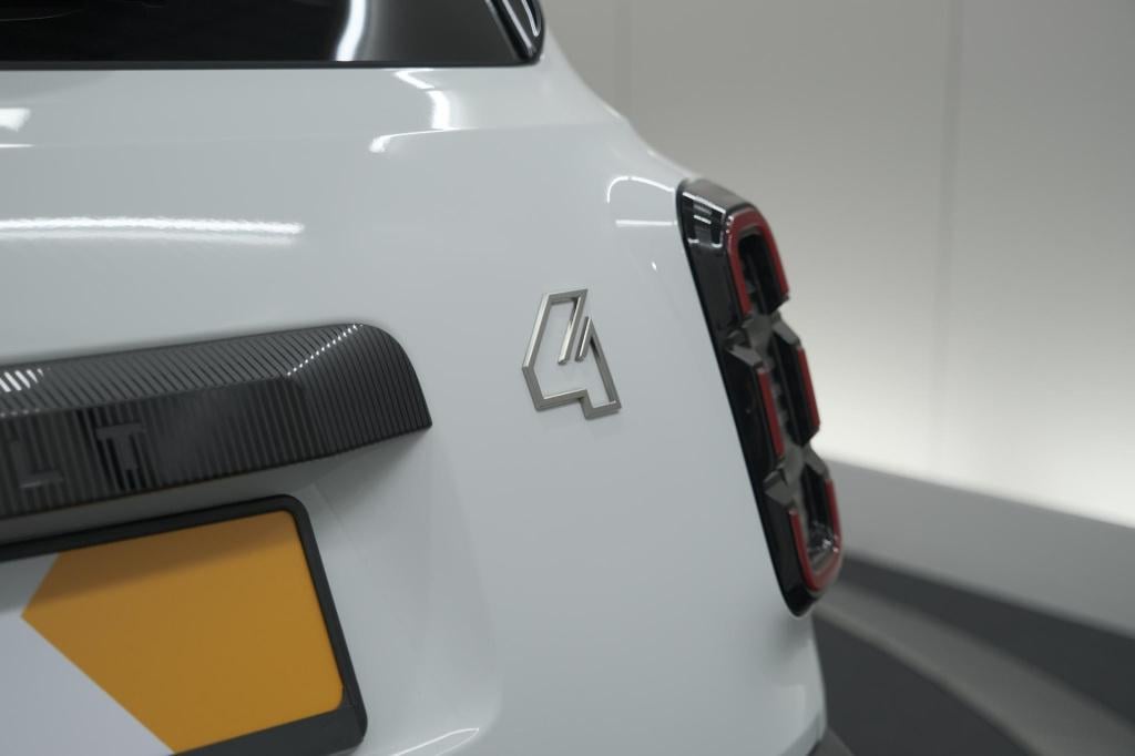 Renault 4 comfort range iconic 52 kwh | pack advanced driving assist | adap