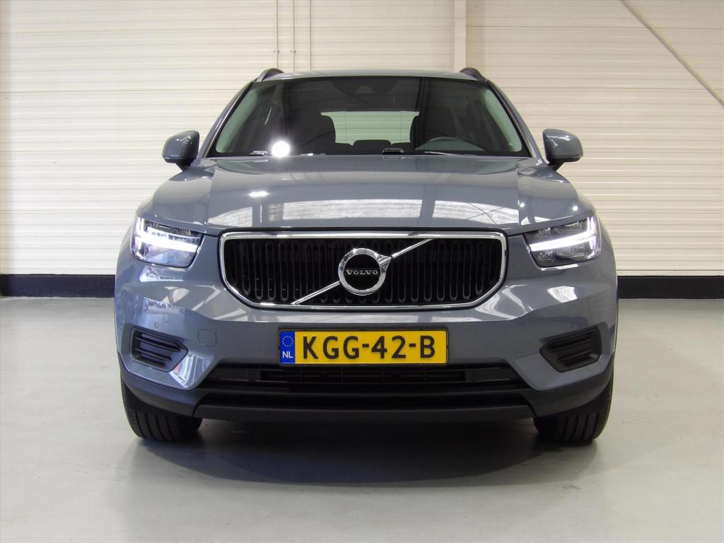 Volvo XC40 t3 163pk geartronic momentum core
