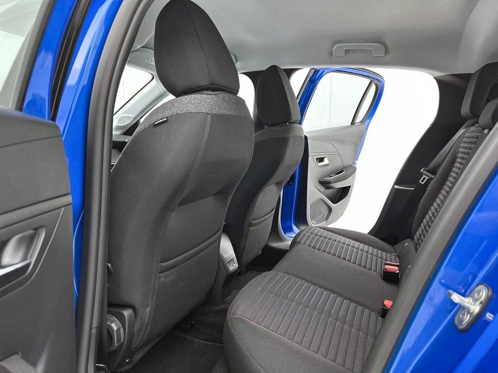 Peugeot 208 ev active pack 50 kwh | rijklaar | parkeersensoren achter | cru