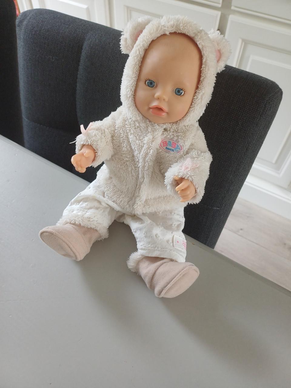 Poppenbedje plus pop