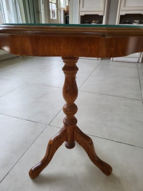 Bijzettafel