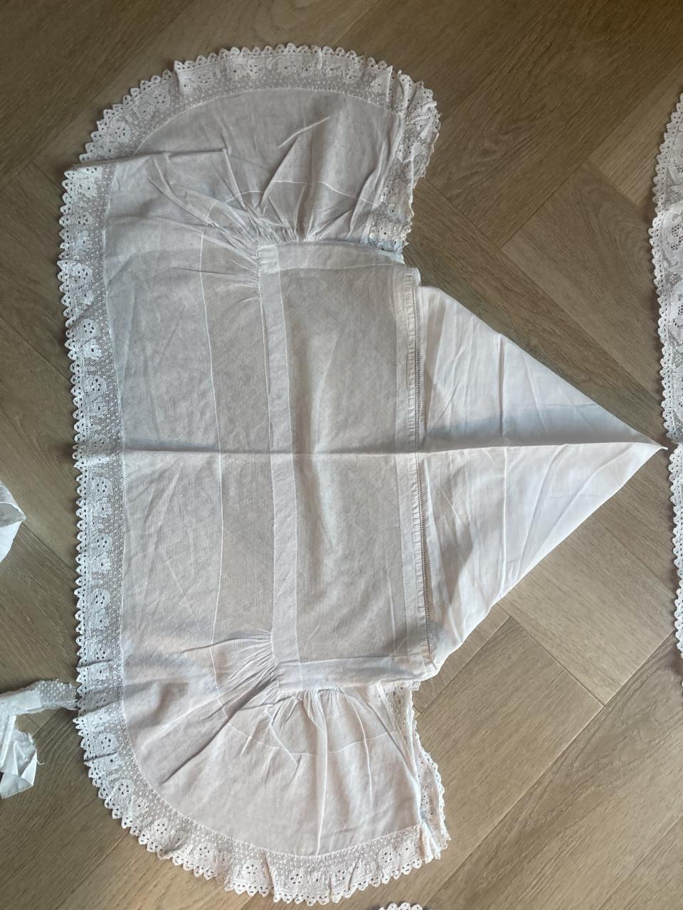 Klederdracht mutsen kappen en tupmutsen