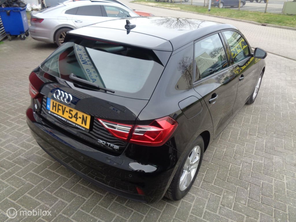 Audi A1 Sportback 30 tfsi 115pk automaat/airco/ecc/carplay/lm velgen/pdc