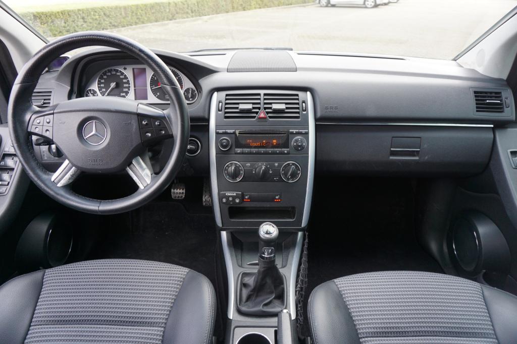 Mercedes-Benz B-Klasse 200 airco / elektr. ramen / pano / parkeersens. / lm