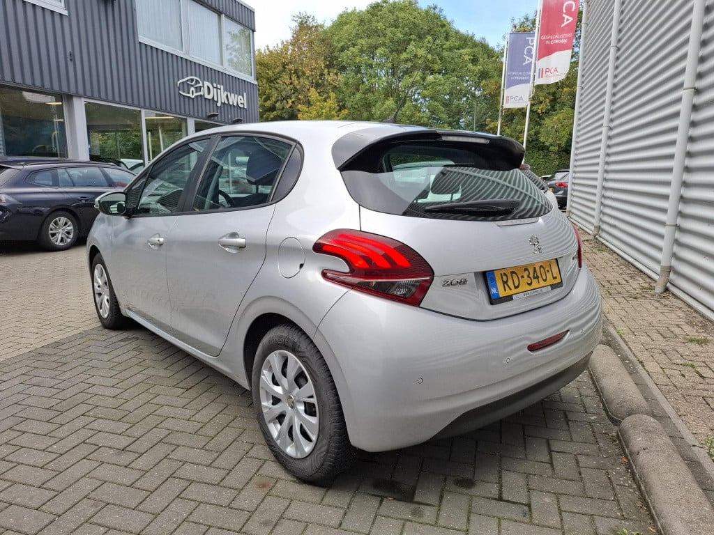 Peugeot 208 1.2 82 blue lion 5-drs airco/nav/park