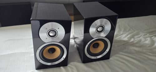 Bowers & Wilkins CM1 speakers