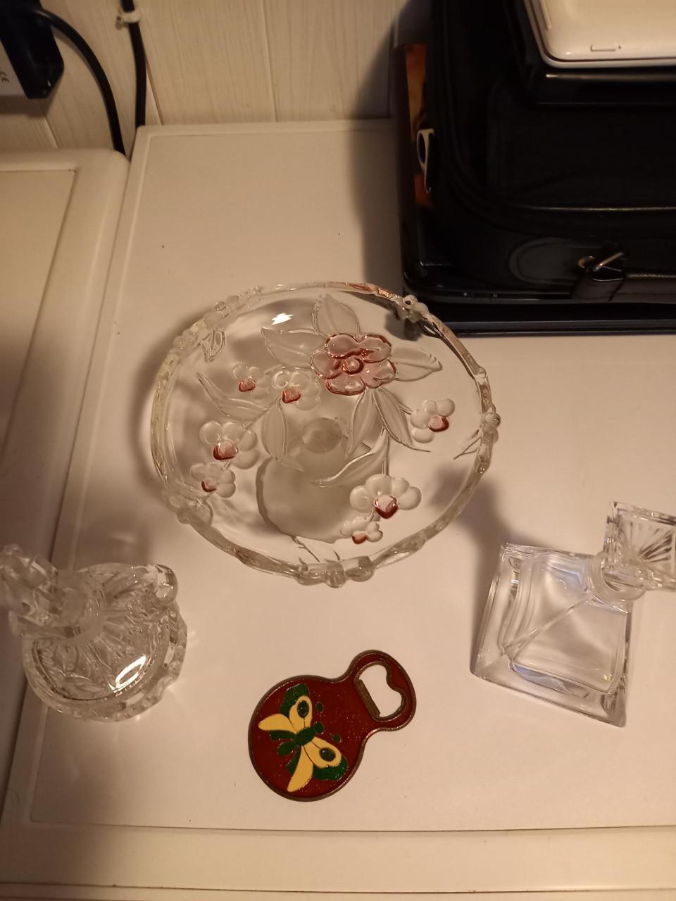 Diverse schaaltjes en bakjes enz