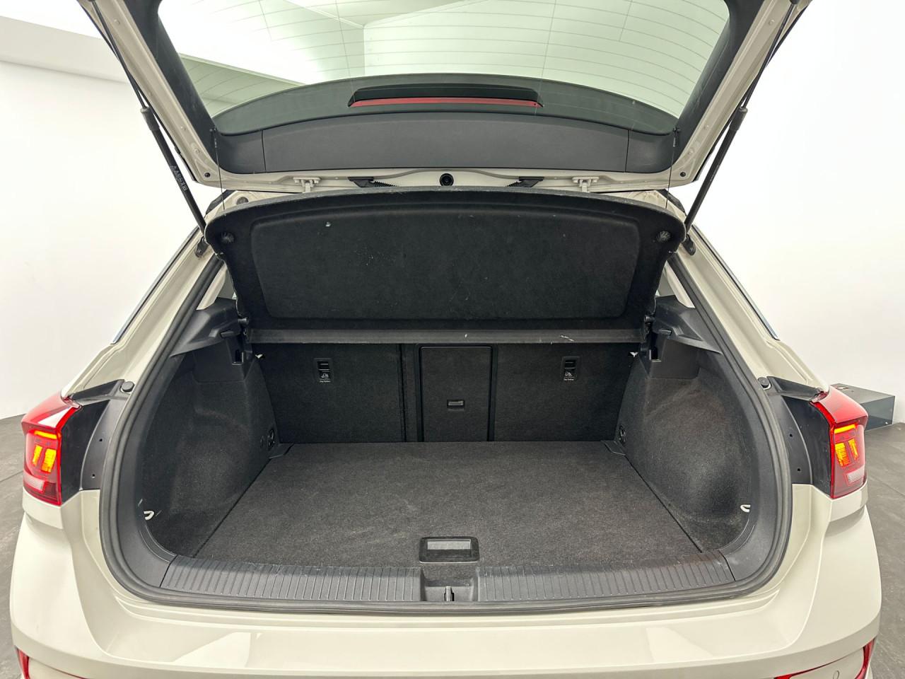 Volkswagen T-Roc 1.5 TSI - VIRTUAL COCKPIT - CARPLAY - 1E EIGENAAR