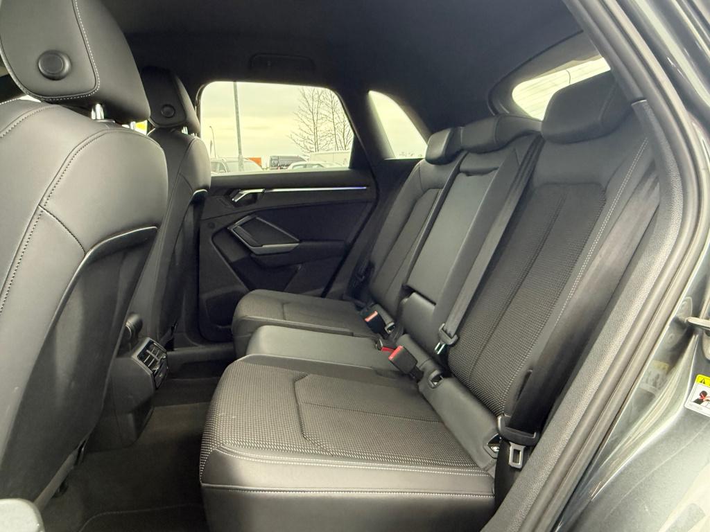 Audi Q3 35 tfsi s edition