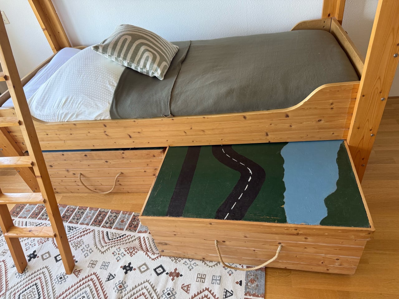 Stapelbed gratis op te halen!