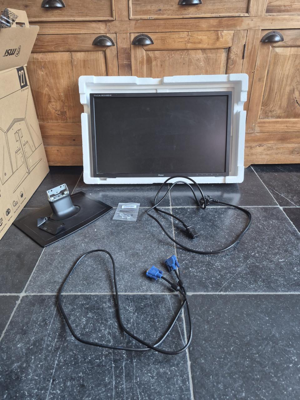 Iiyama ProLite monitor