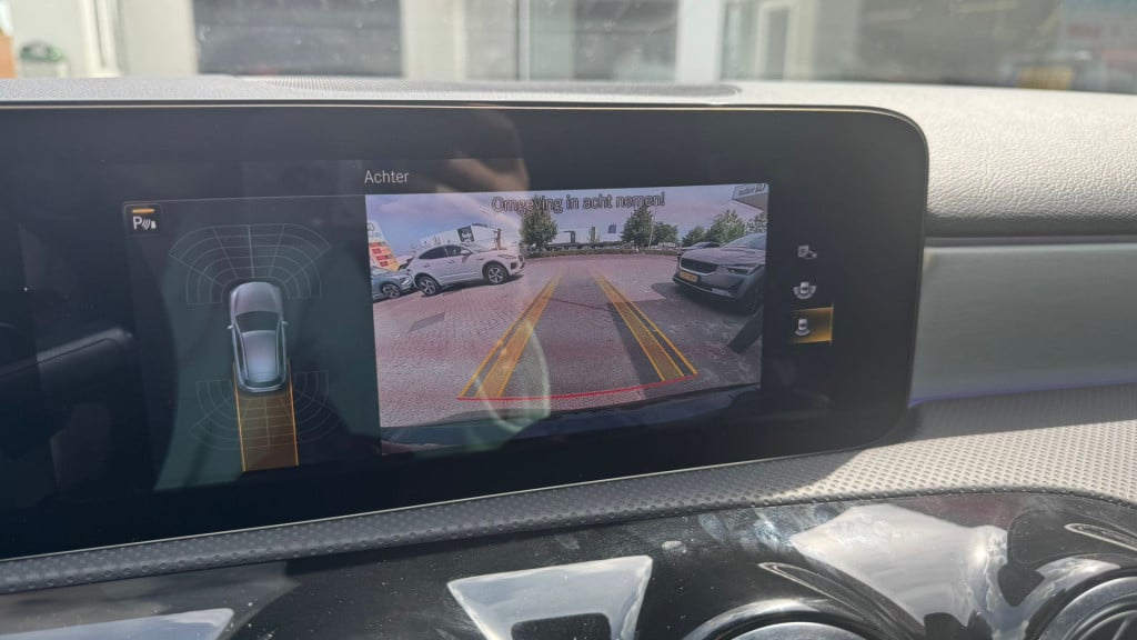 Mercedes-Benz A-Klasse 250 e business solution amg limited