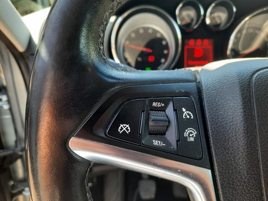 Opel Zafira tourer 1.4i turbo cosmo