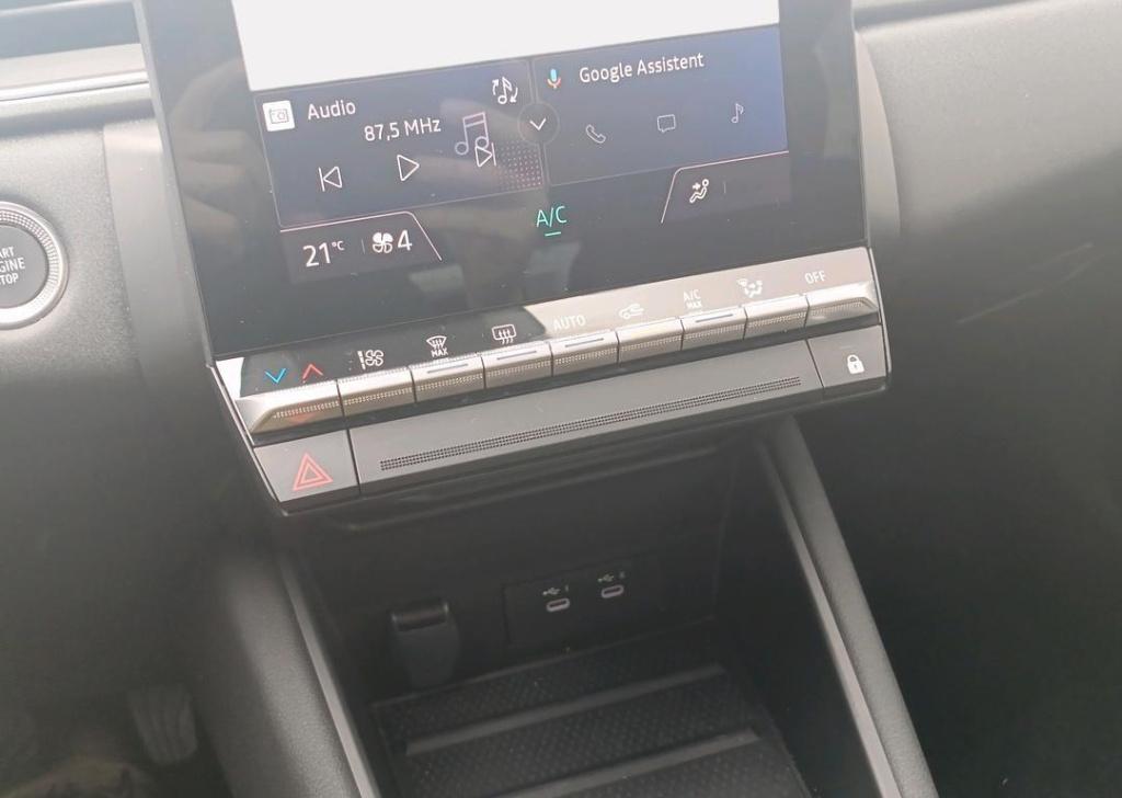 Renault Captur 1.6 e-tech full hybrid 145 techno