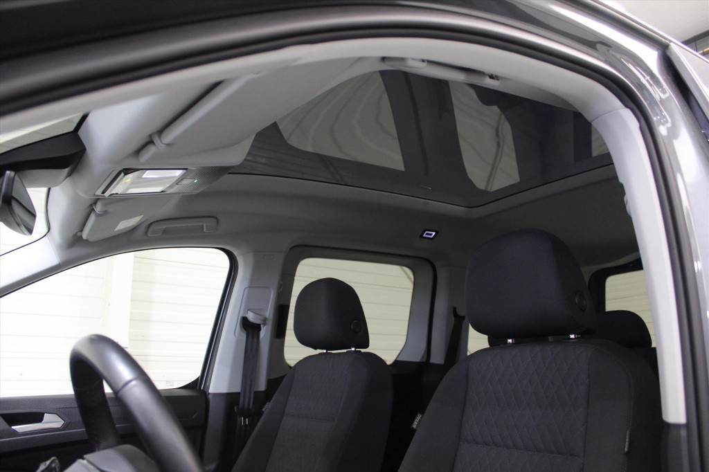 Volkswagen Caddy 1.5 tsi 114pk l1h1 dark label