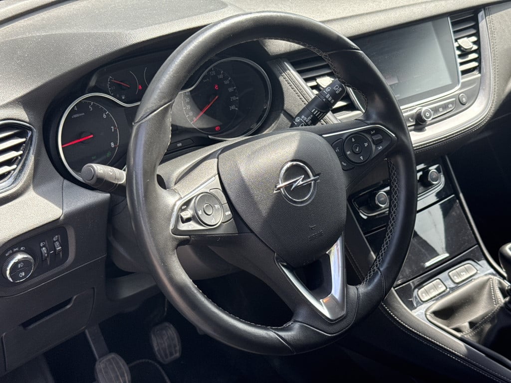 Opel Grandland X 1.2 turbo innovation | dealer oh | trekhaak | keyless | pd
