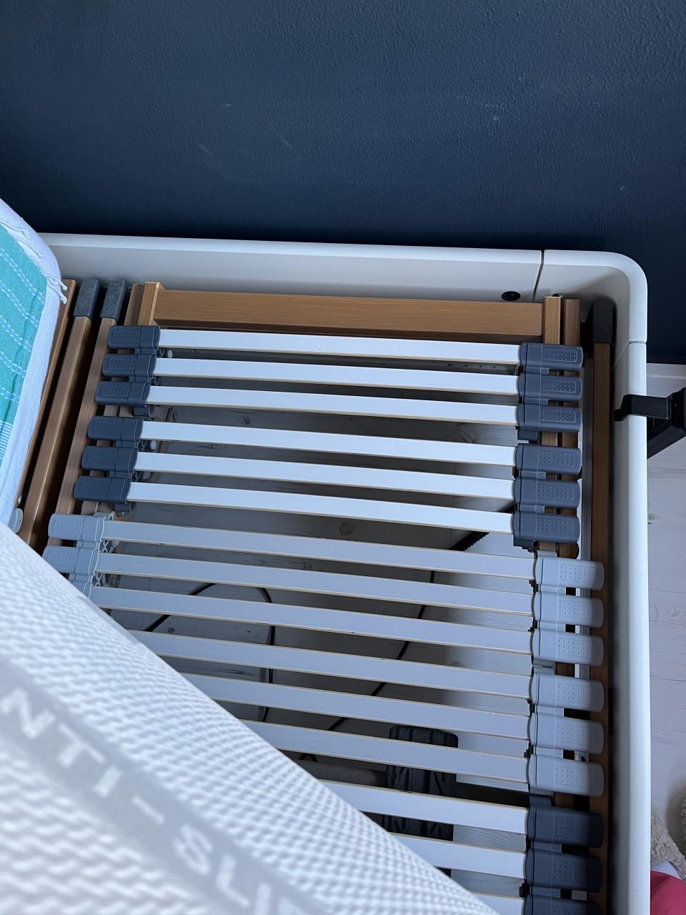 2 persoonsbed met elektrische lattenbodem