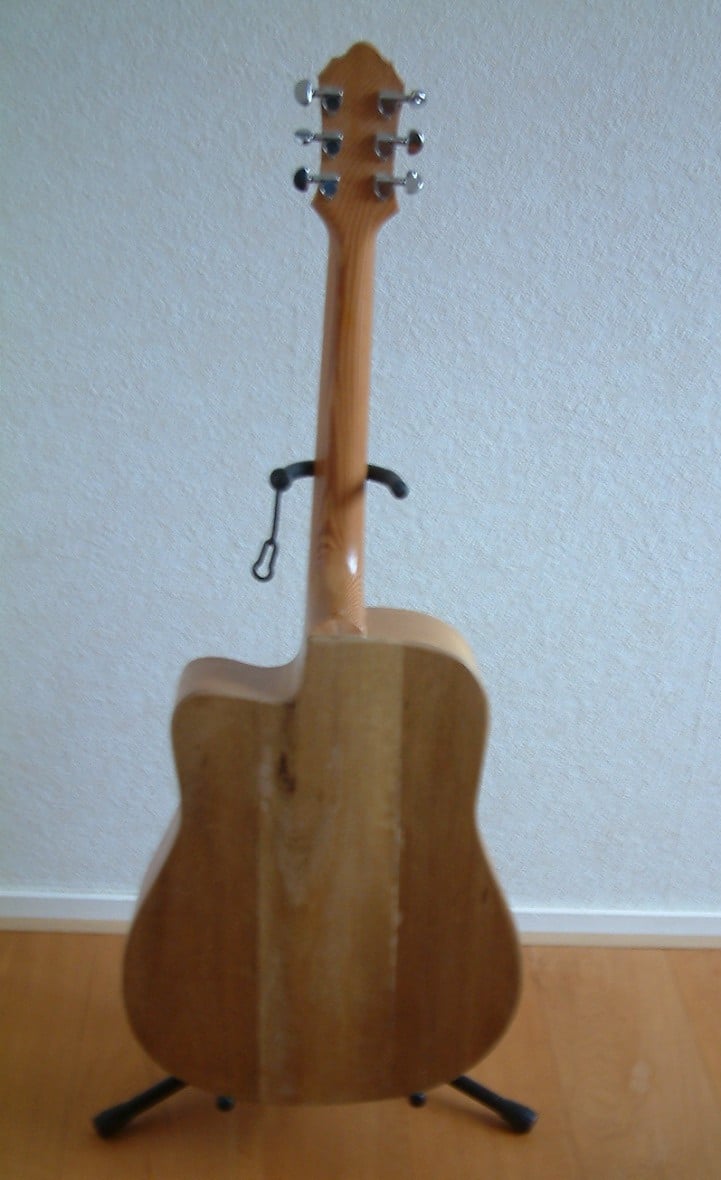 Gitaar western geen merk of nr  goede bas