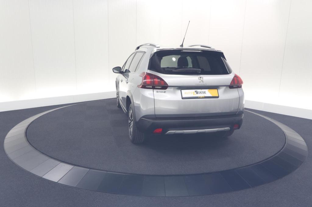 Peugeot 2008 puretech 110 allure | panoramadak | apple carplay | navigatie 