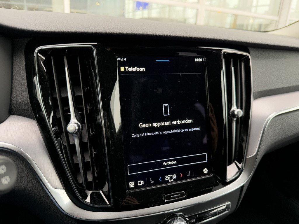 Volvo V60 b3 aut7 163pk essential ed| adap.cruise| camera| stoel.verw