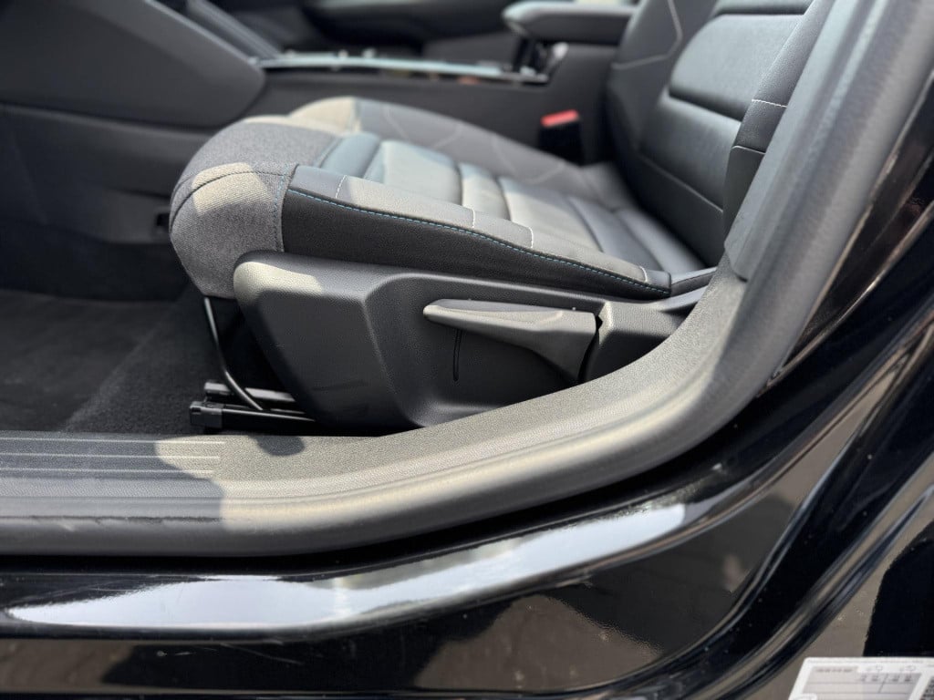 Citroen Ë-c4 shine 50 kwh | trekhaak afneembaar | panoramadak | stoelverwar