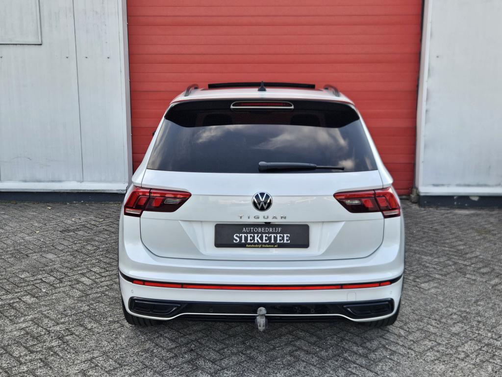 Volkswagen Tiguan 1.5 tsi r-line business+ | pano | elek. trekhaak rijklaar