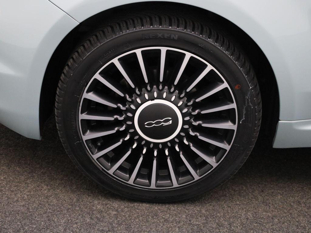 Fiat 500 1.0 hybrid launch edition | lmv | schuifdak! | parkeer sensoren | 