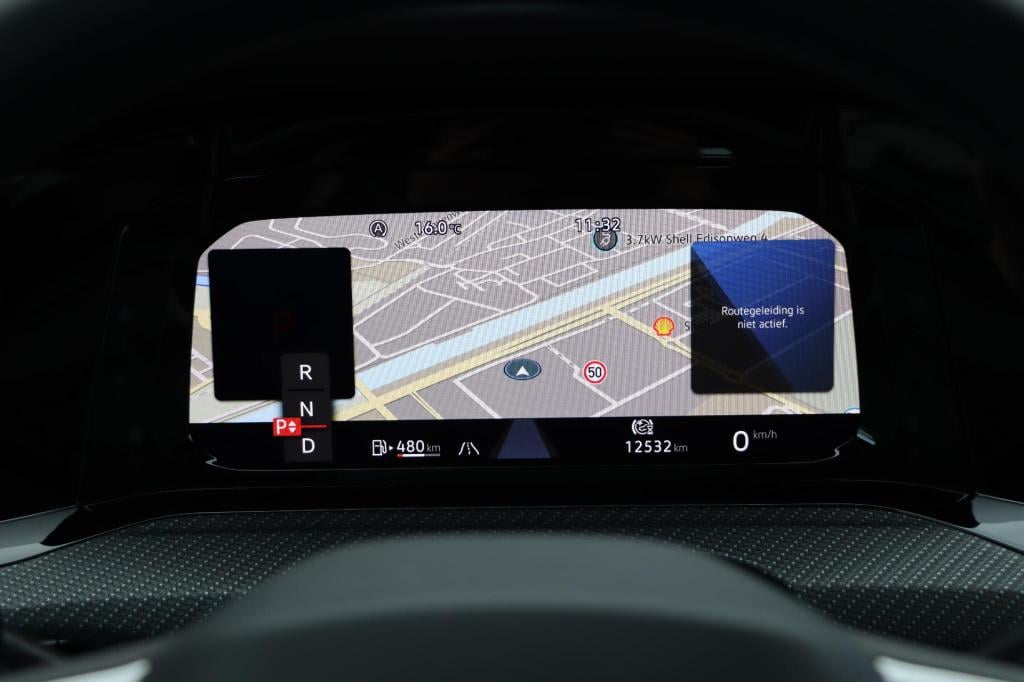 Volkswagen Golf 1.5 etsi r-line | 130pk | dsg7