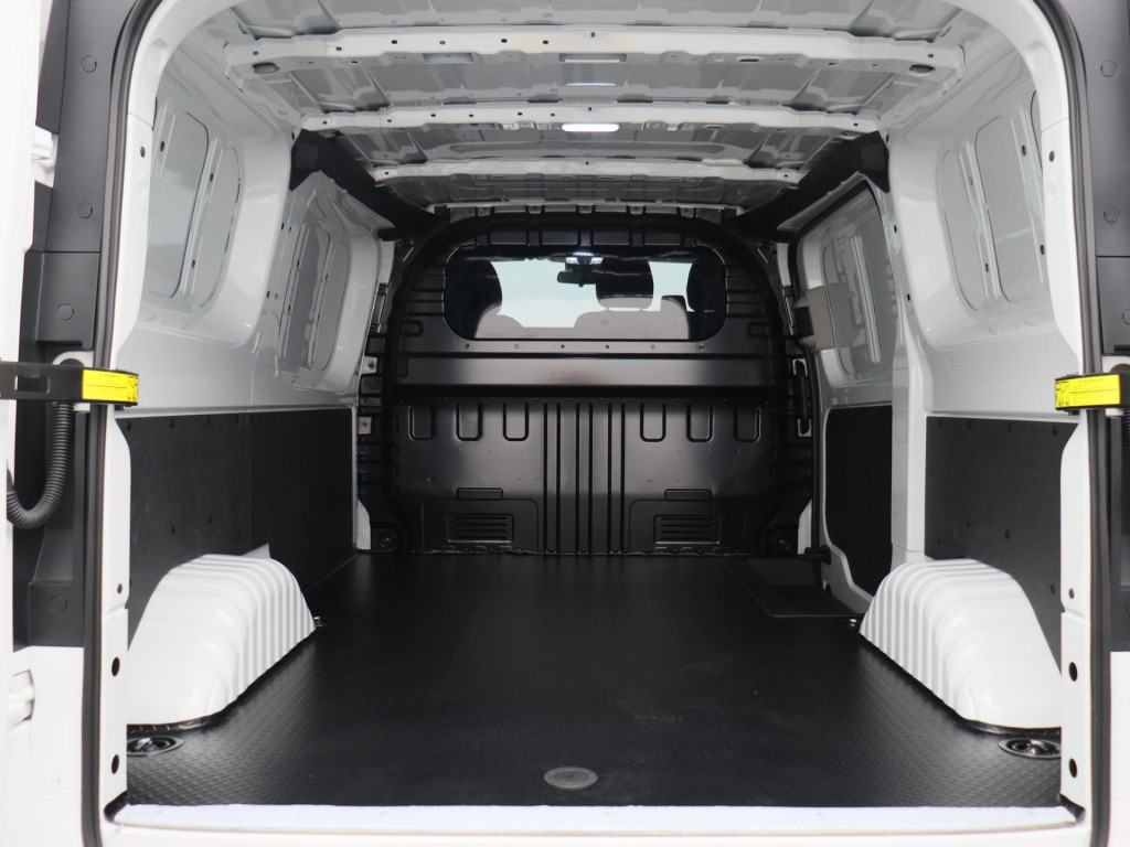 Maxus Edeliver7 l1h1 77 kwh maxus edeliver7 l1h1 77 kwh  485 km wltp stad |
