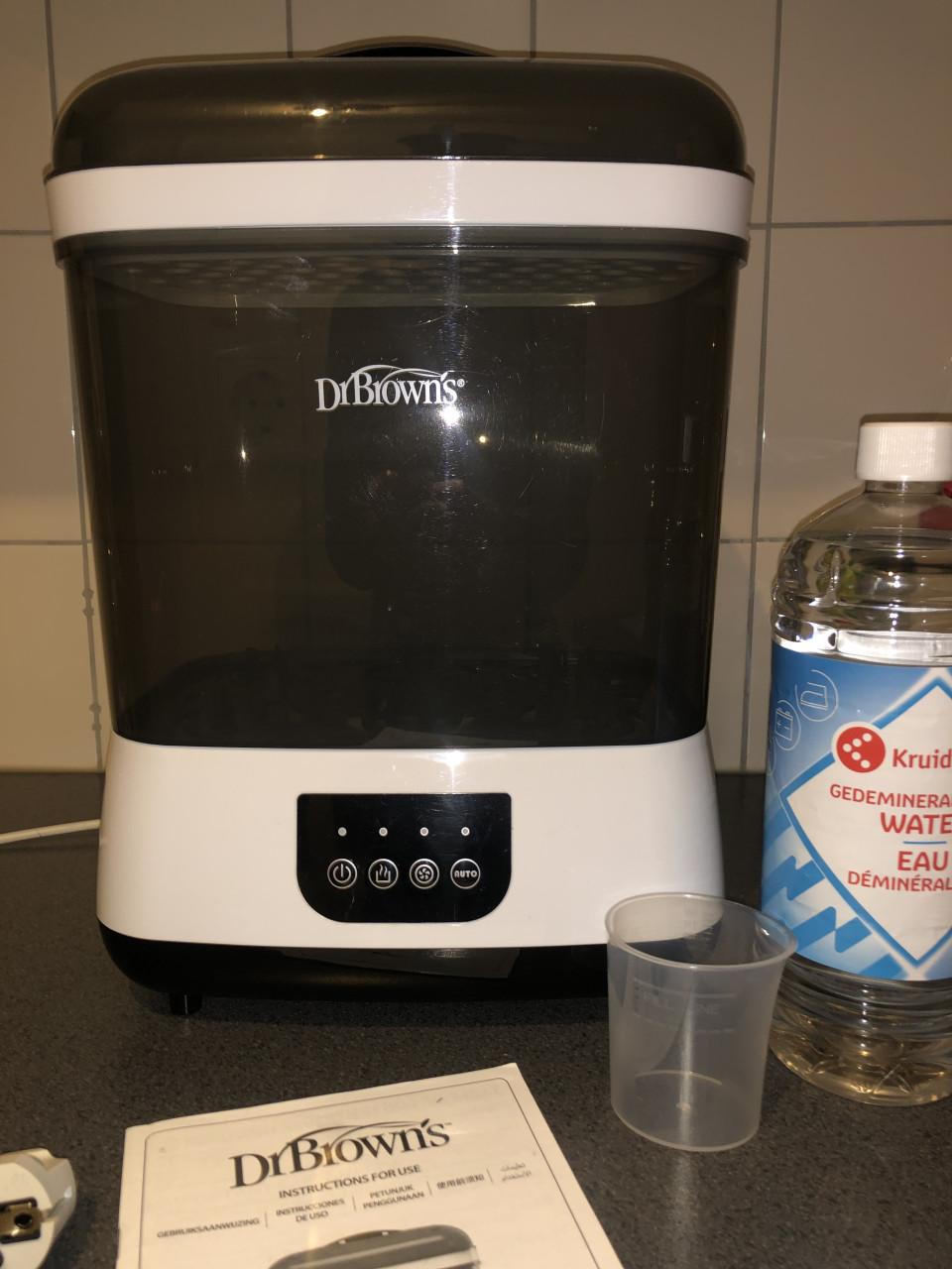 DrBrowńs Bottle Sterilizer and Dryer