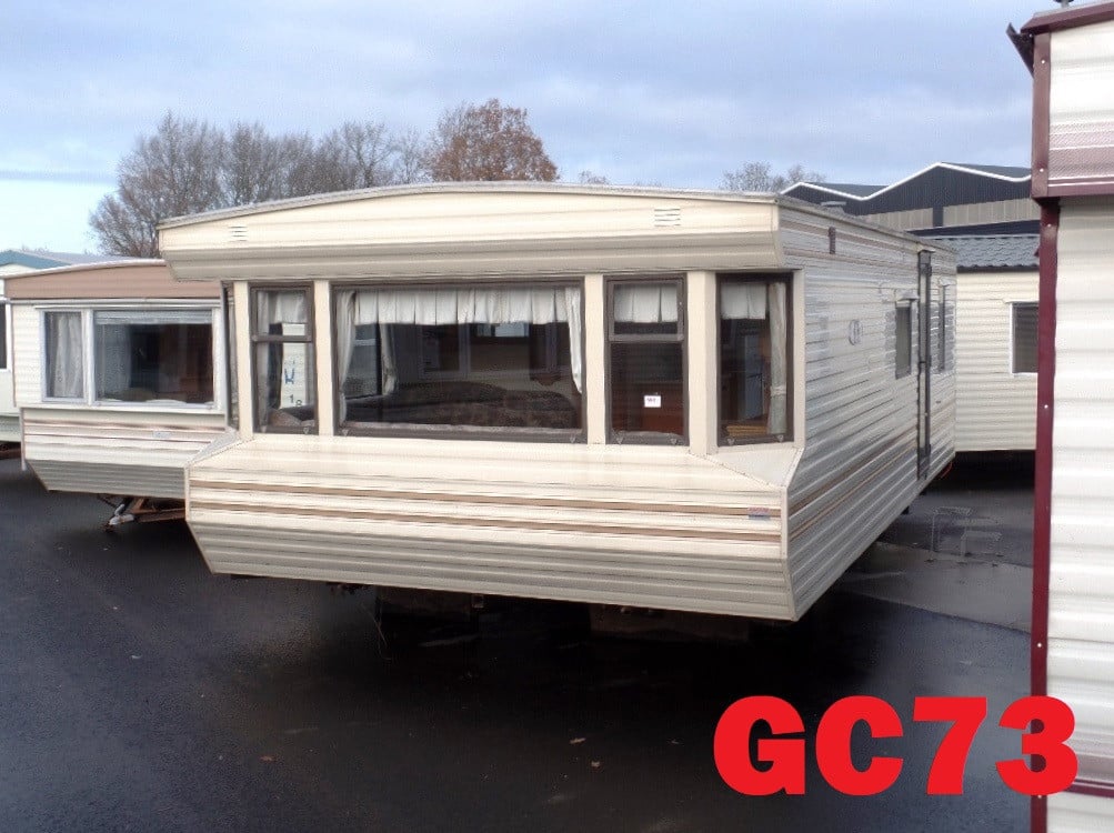 Compacte stacaravans en chalets tot 6 pers te koop in div. prijsklassen