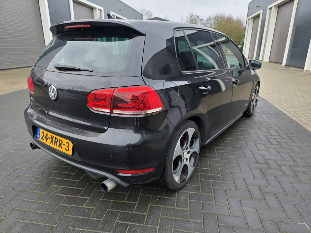 Volkswagen Golf GTI