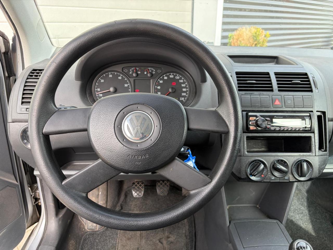 Volkswagen Polo - 1.4-16V Comfortline/Jaar APK/Airco/Cruise control/