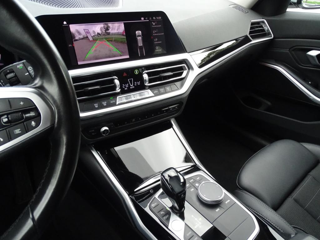 BMW 3-serie touring 318i executive edition sportline