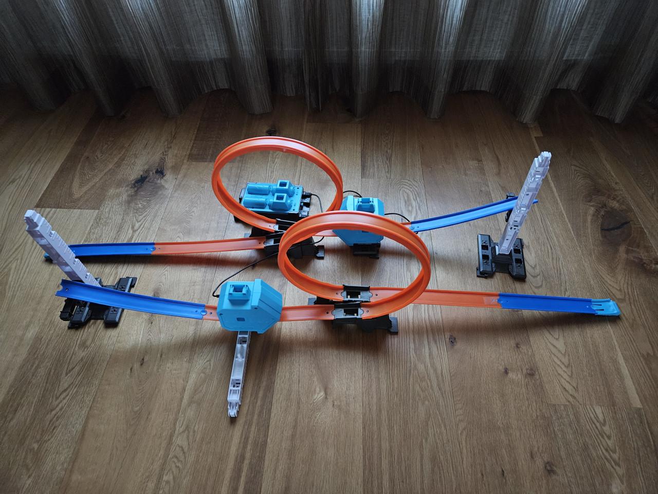 Hot Wheels Double booster power - 4 verschillende banen + power boosters!