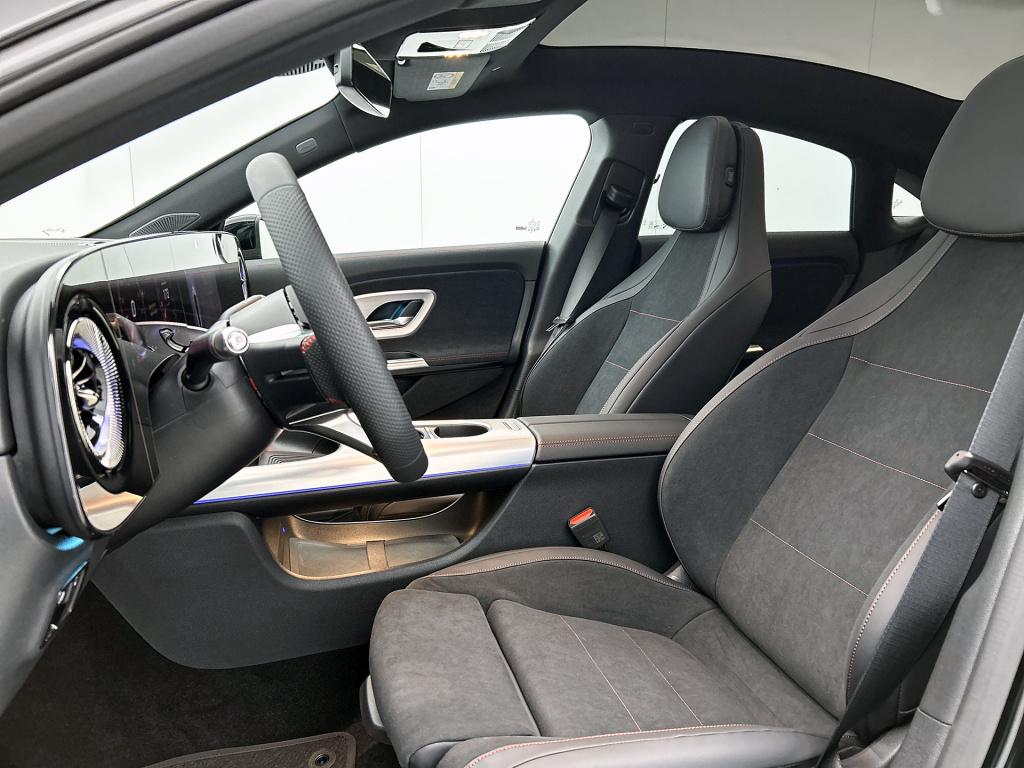 Mercedes-Benz Cla 250+ launch edition 85 kwh | multibeam led | panoramadak 