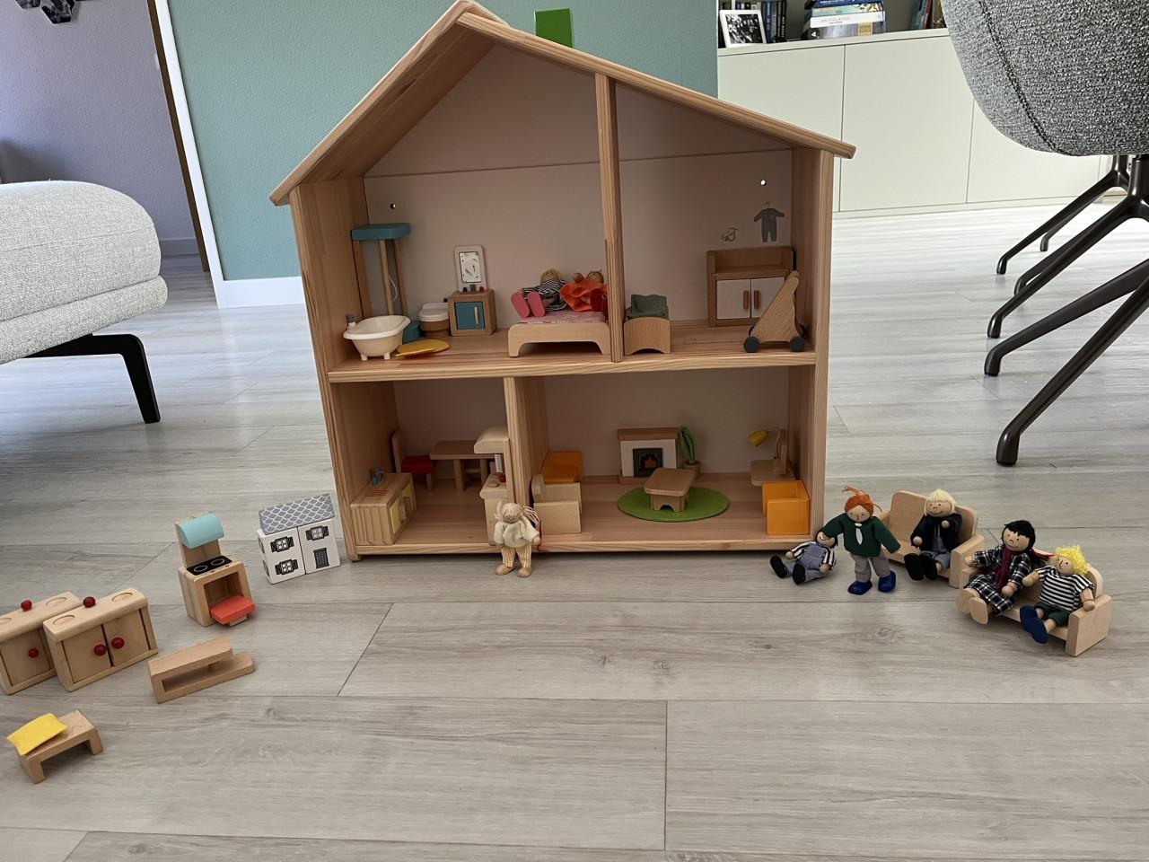 Poppenkast hout
