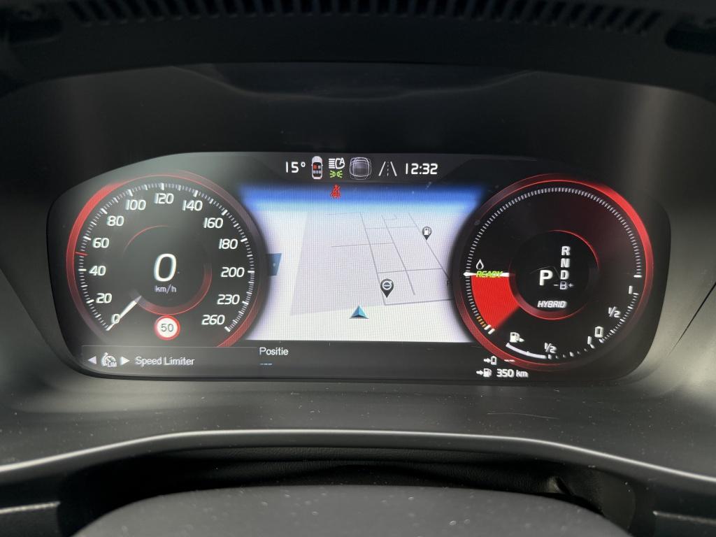 Volvo XC40 t5 262pk recharge r-design full options! trekhaak