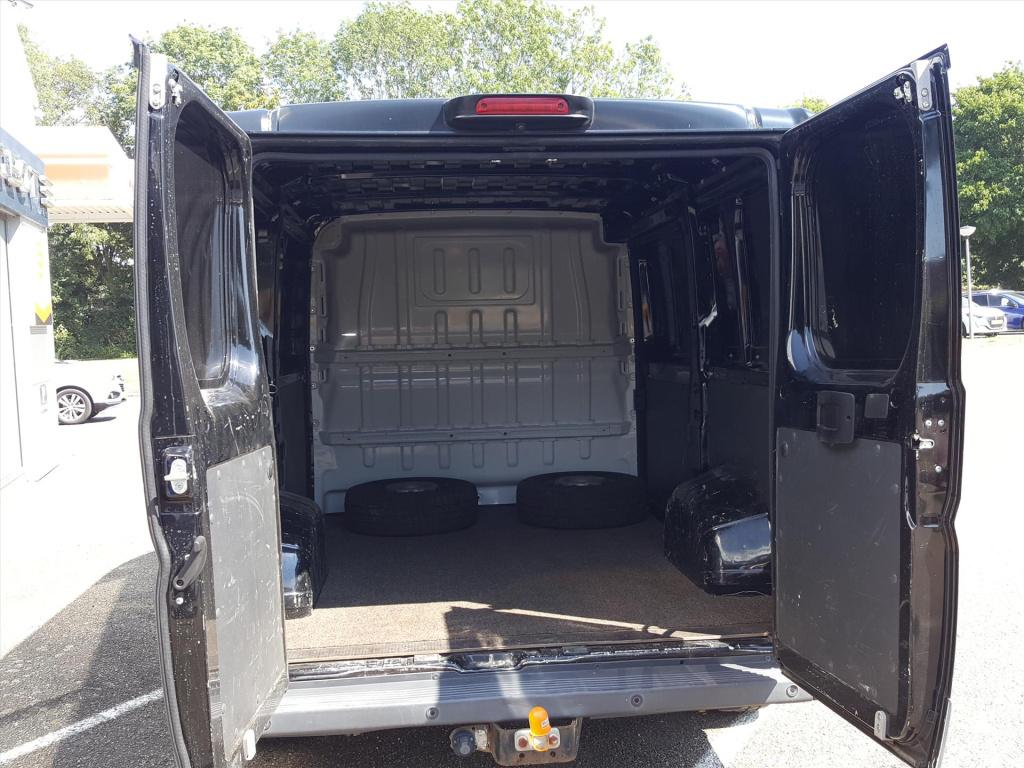 Peugeot Boxer 330 l1h1 bluehdi130pk premium pack led | camera | airco | nav