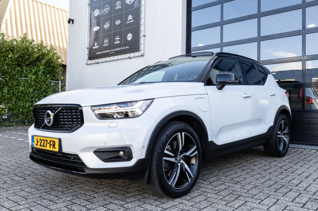 Volvo XC40 1.5 t5 recharge r-design full options! ✅pano✅h&k✅360°cam✅leer