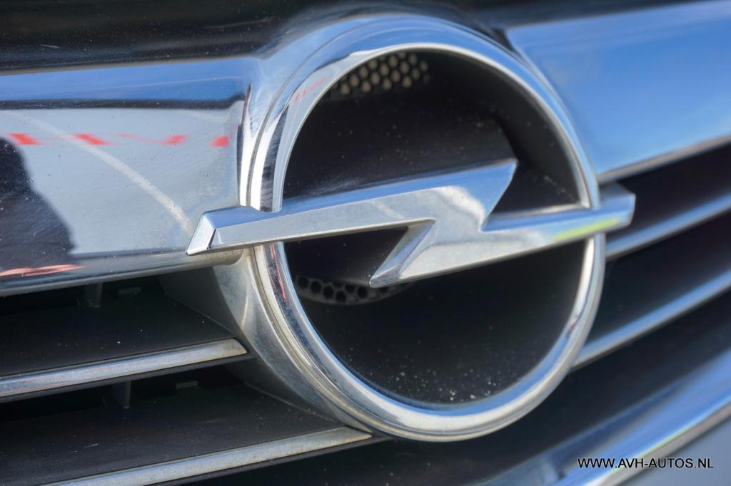 Opel Zafira 1.8 111 years edition, 7 - persoons!