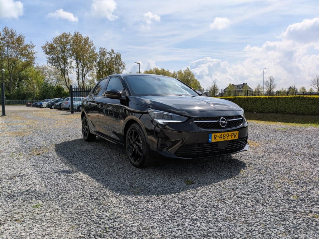 Opel Corsa 1.2 gs line | navigatie | cruise control | carplay | camera | la