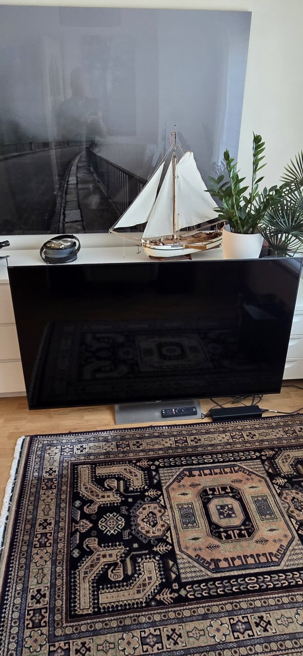 SONY BRAVIA 4K 65 INCH KD-65XE9005 + INCL SOUND SYSTEEM +WIRELESS SUBWOOFER